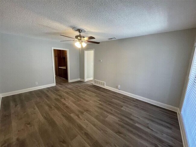 Photo - 3800 Oscar Ave