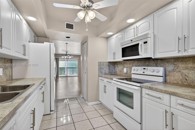 Photo - 12500 SW 5th Ct Unit 305M
