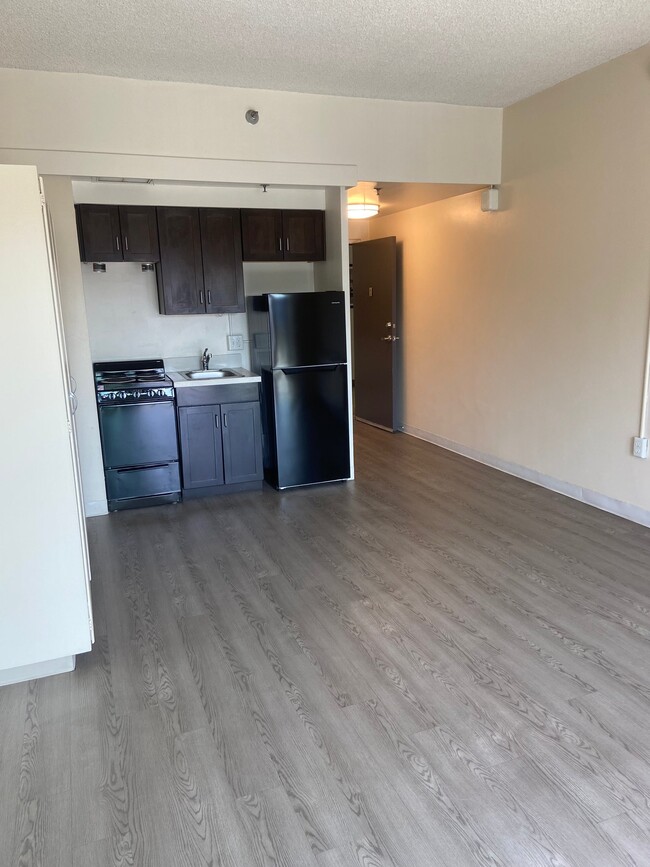 Photo - 1455 Second Ave