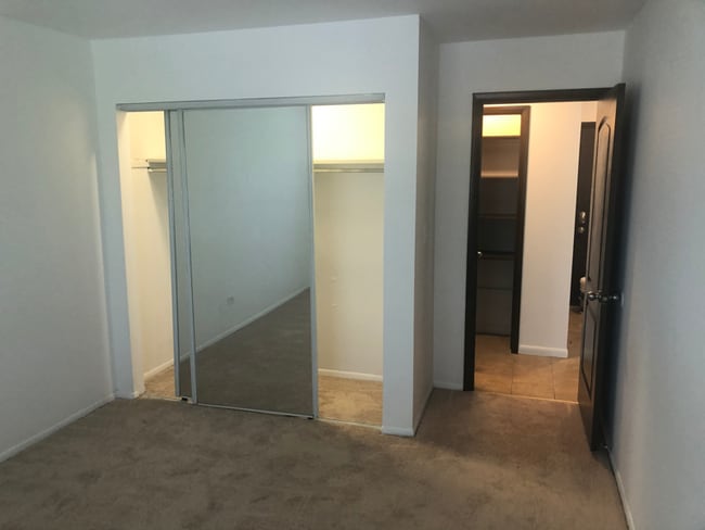 Photo - 650 Westmoreland Dr