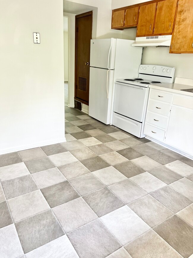 Photo - Dellwood Apartments
