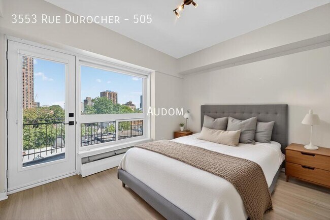 Photo - 3553 Rue Durocher Unit 505
