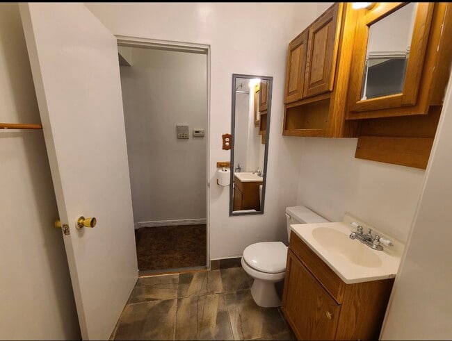 Photo - 1235 N Artesian Ave Unit 1