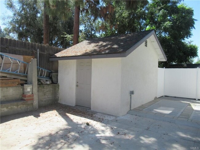 Photo - 4532 Sharon Ave