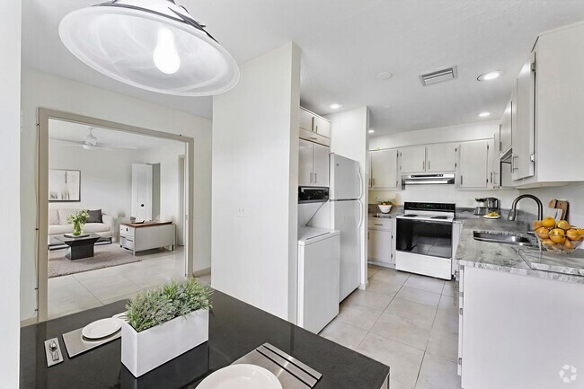 Building Photo - 1521 NW 18th Ave Unit 103 Rental