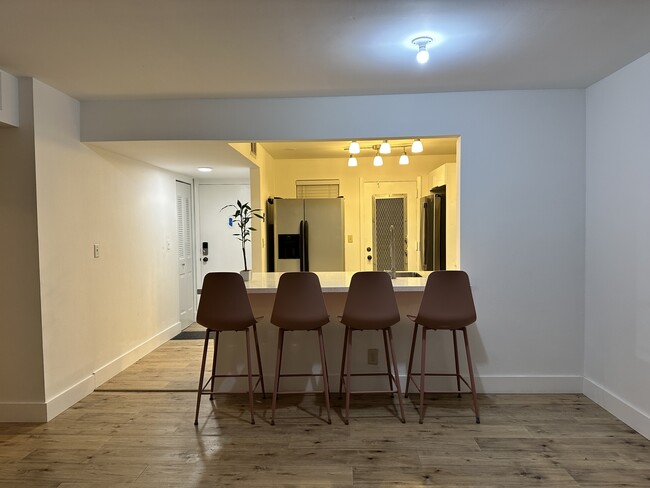 Hosting Area - 410 NW 68th Ave Unit 111