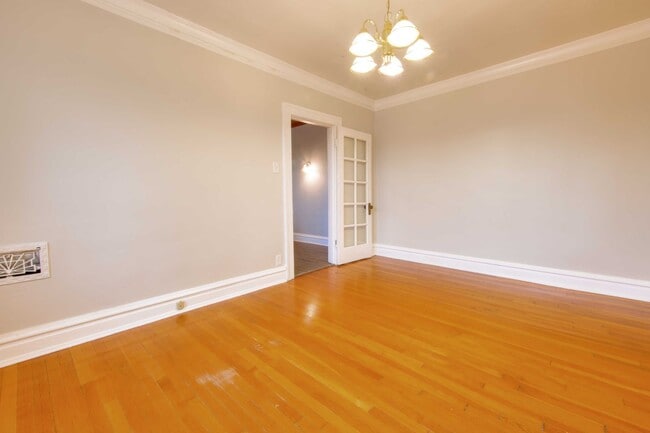 Photo - 3931 Parker Ave Unit 2W