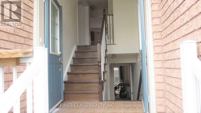 Photo - 5753 Retreat St