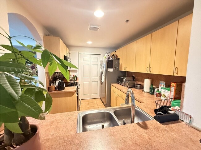 Photo - 6630 NW 114th Ave Unit 1527