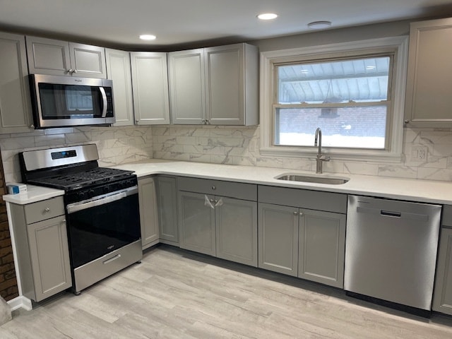 Building Photo - 28 Leversee Ave Unit #2