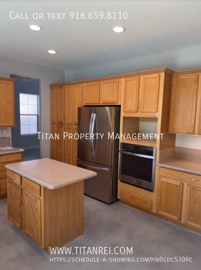 Photo - 1065 Callander Way