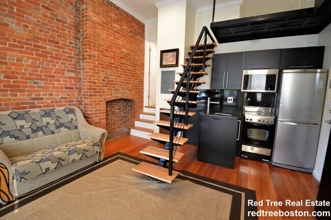 1700 Beacon St