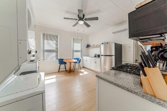 Photo - 2051 W 45th St Unit Down