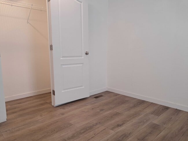 Photo - 2701 E Allred Ave