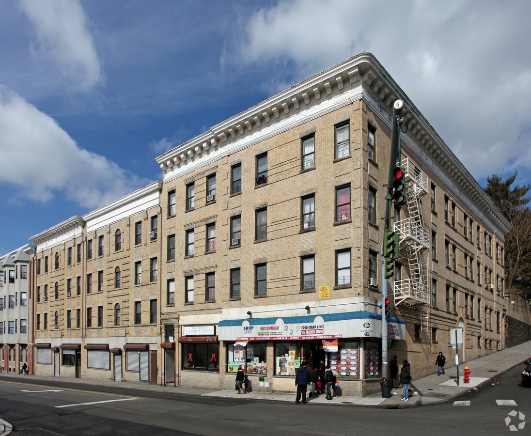 Photo - Milio Plaza Apartments