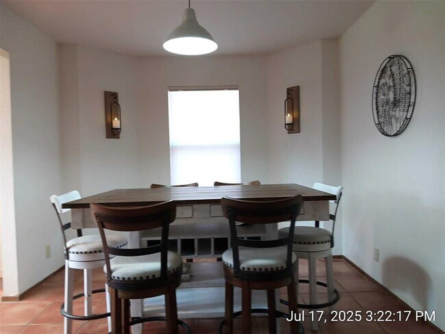 Photo - 1712 Creek Bend Cir