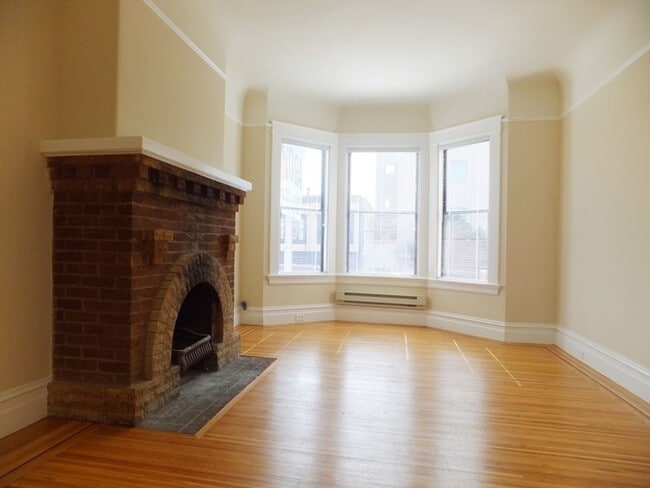 Building Photo - PM0314 Unit 742 Rental