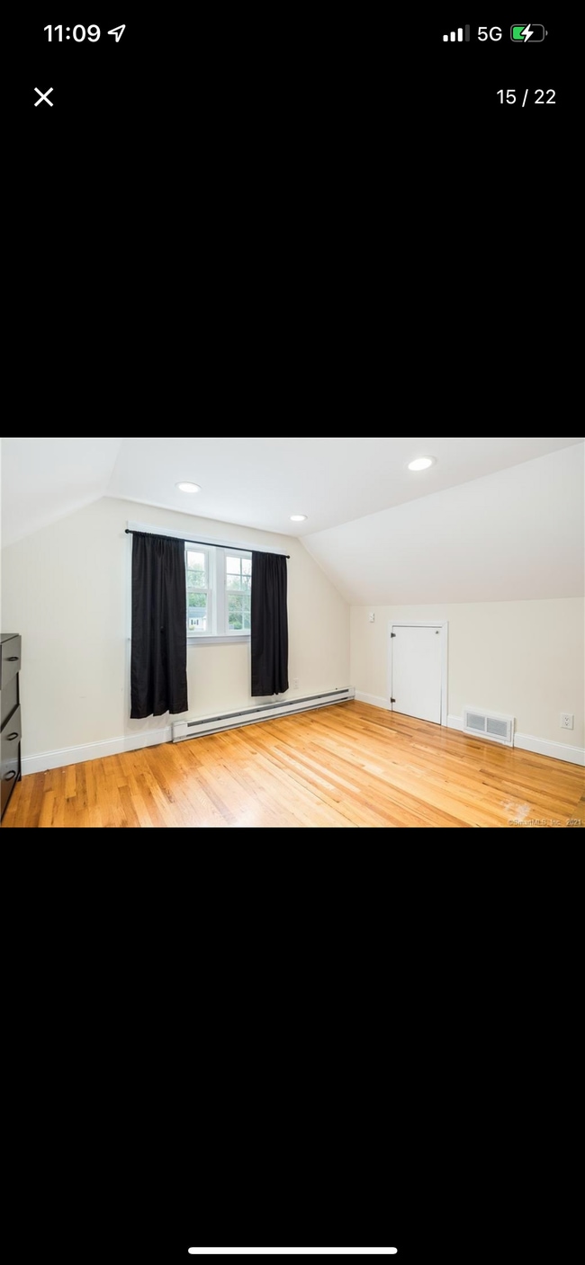 Photo - 9 Dermont Ln