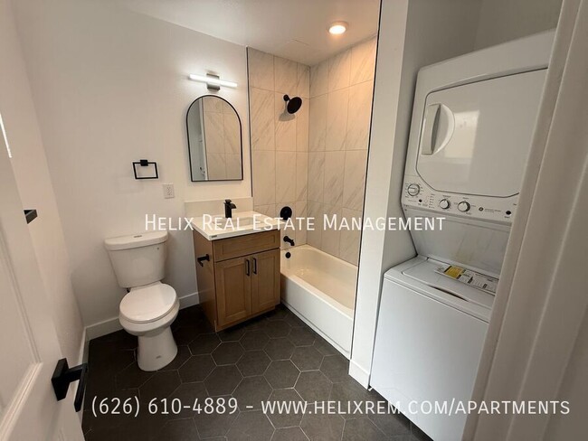 Building Photo - 1623 S Walnut St Unit 1