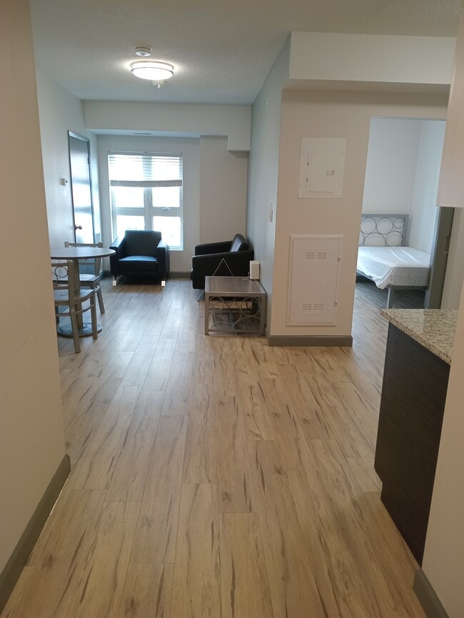 Photo - 258A-258A Sunview St