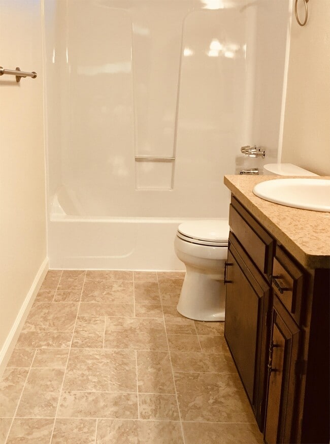 Photo - 209 Wright Ln