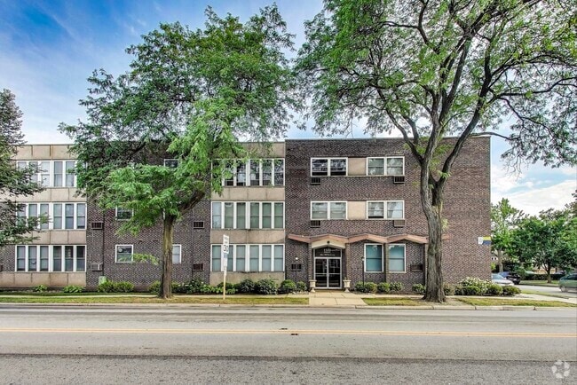 Building Photo - 1333 W Touhy Ave Unit 102 Rental