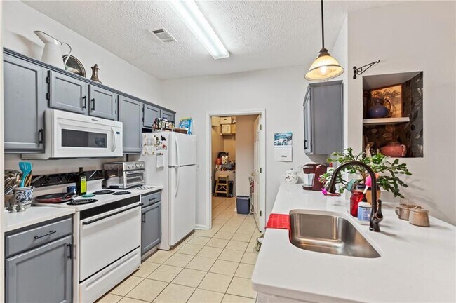 Photo - Condo for Rent in Auburn