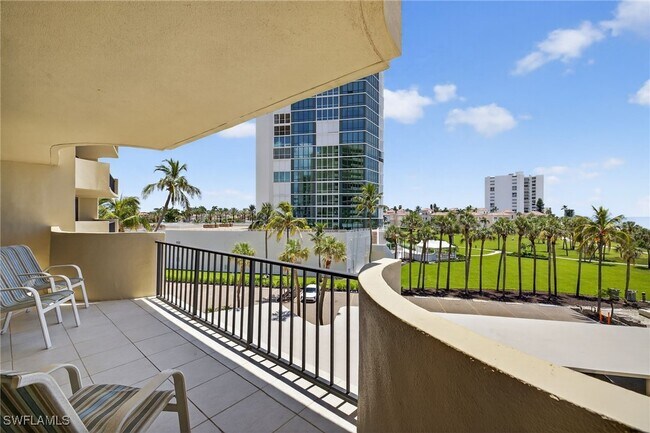 Photo - 4001 Gulf Shore Blvd N Unidad 303