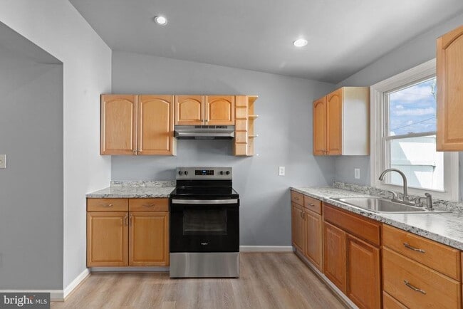 Photo - 6552 Parnell Ave