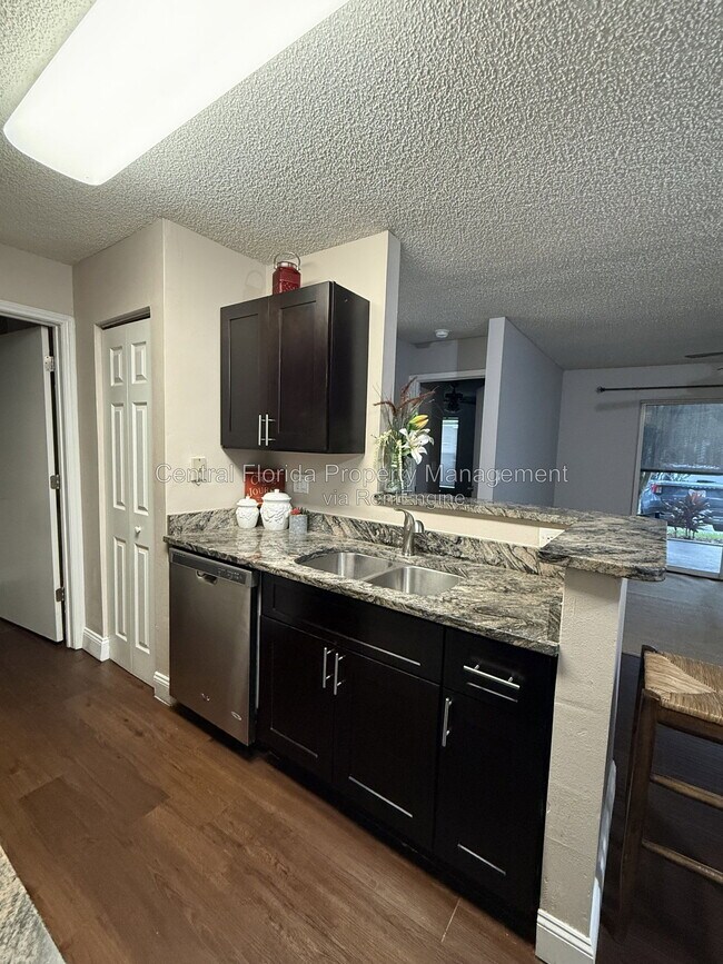 Photo - 2501 Grassy Point Dr Unit 103