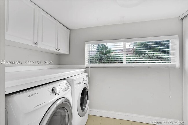 Photo - 375 SW 20th Rd