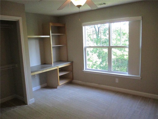 Photo - 123 Harts Cove Way