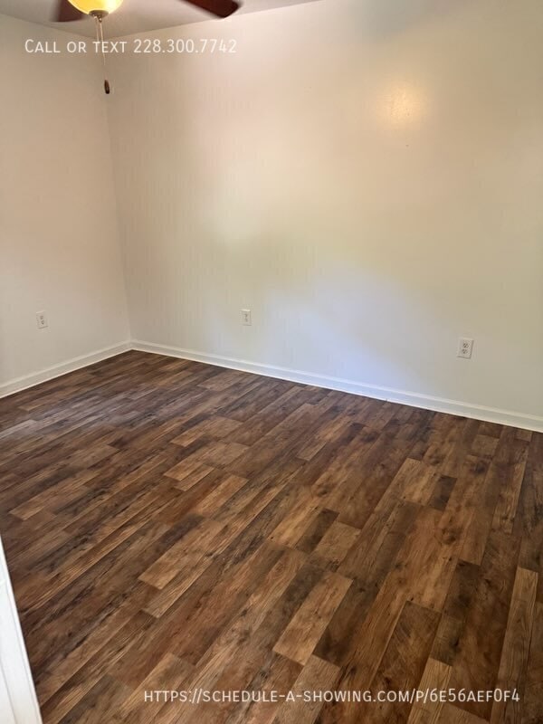 Photo - 124 30th 1/2 St-B Unit B