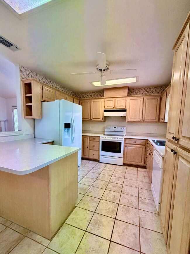 219 Oak Hill Dr