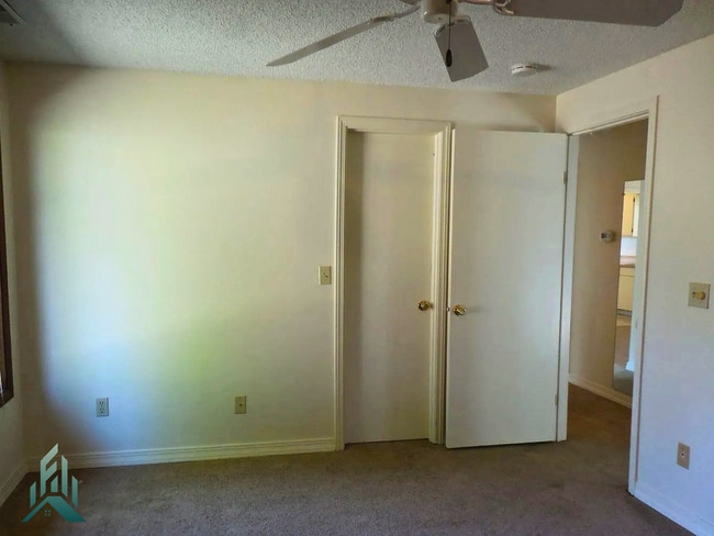 Photo - Charming 3 bedroom/1 bathroom Home