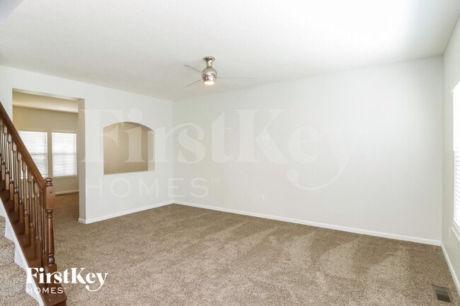 Photo - 1081 Carrington Pl