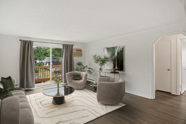 Building Photo - 10 Hazelwood Ave Unit #14