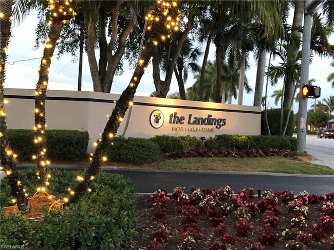 Front Entrance - 4200 Steamboat Bnd Unit 401