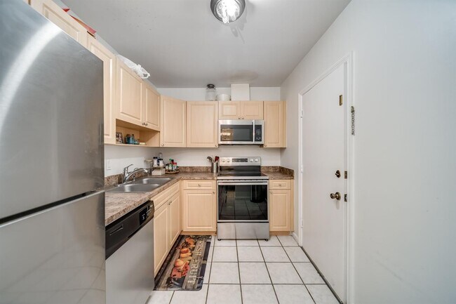 5700 NE 22nd Way Unit 304