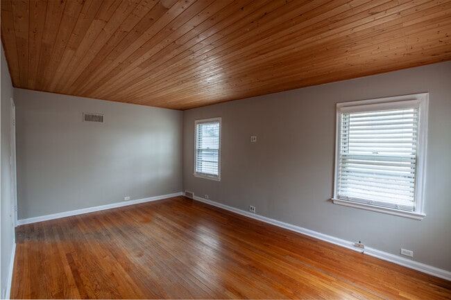Photo - 4105 A St