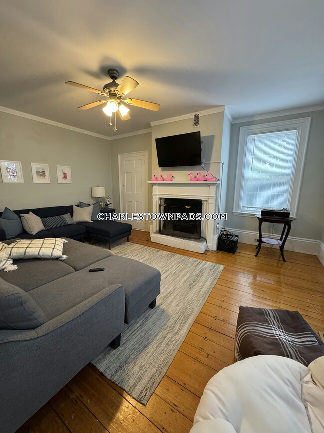 Photo - 6 Salem Street Ave Townhome