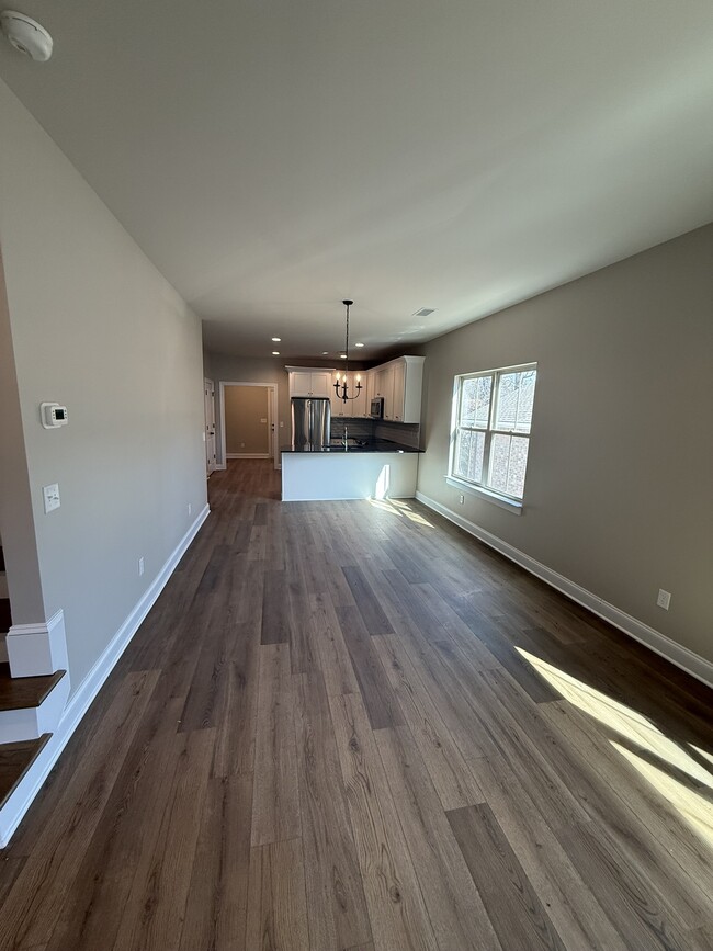 Photo - 713 Ewing Blvd