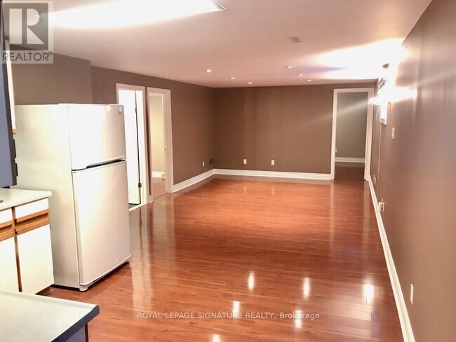 Photo - 2667 Sherhill Dr