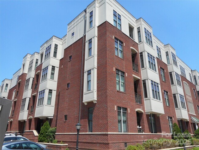Photo - 2810 Selwyn Ave Apartment