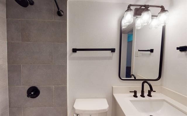 Photo - 3627 Almazan Dr Unidad C209