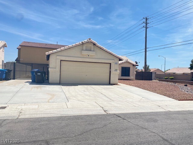 Building Photo - 4810 Lone Vista Way Rental