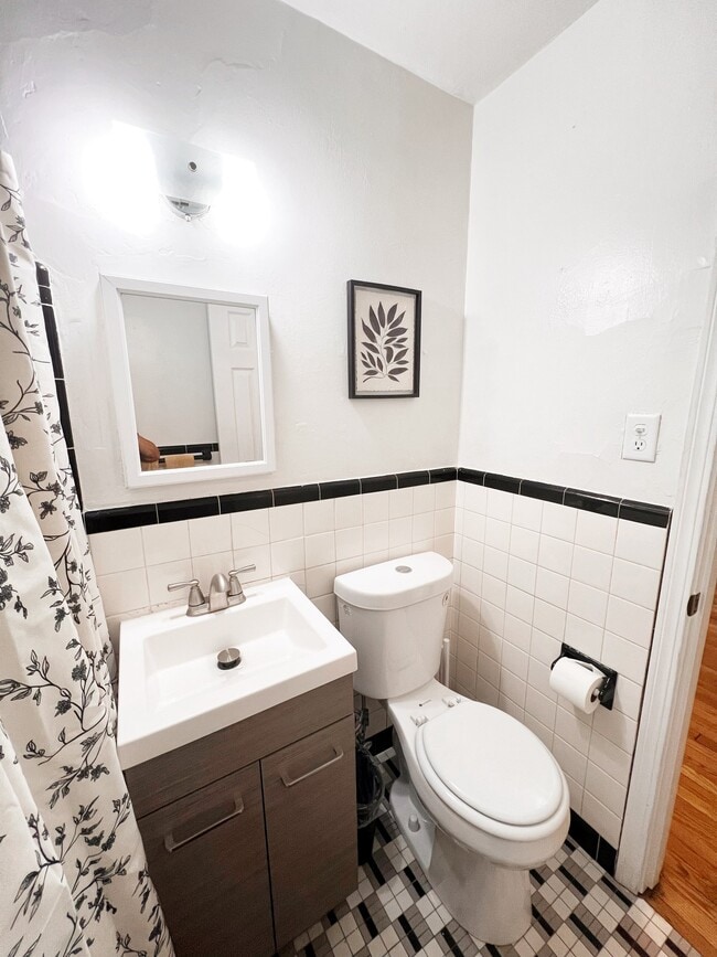 6631 W Center St Unidad 1