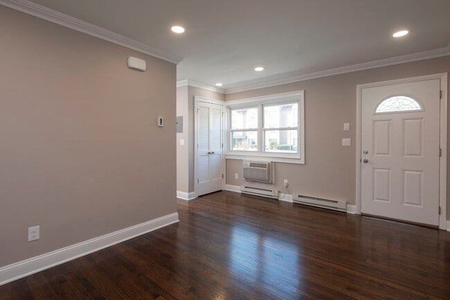 Photo - Regency Manor: In-Unit Washer & Dryer, Cold Water Included, Cat & Dog Friendly, and Custom Closets