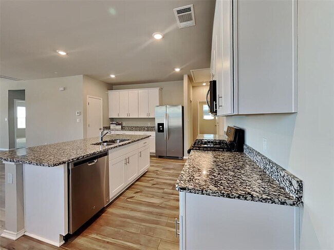 Photo - 5105 Sidesaddle Dr