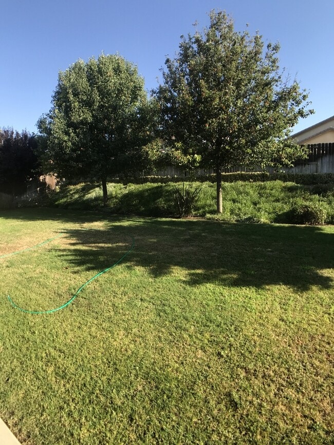 Photo - Gorgeous NW Home 4 Bed/3 Bath $2,850 Rent & 2,850 Deposit